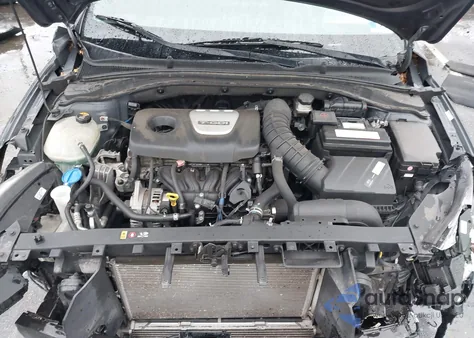 2018 Hyundai Elantra Gt Sport z USA, uszkodzony, nr VIN KMHH55LC1JU044764